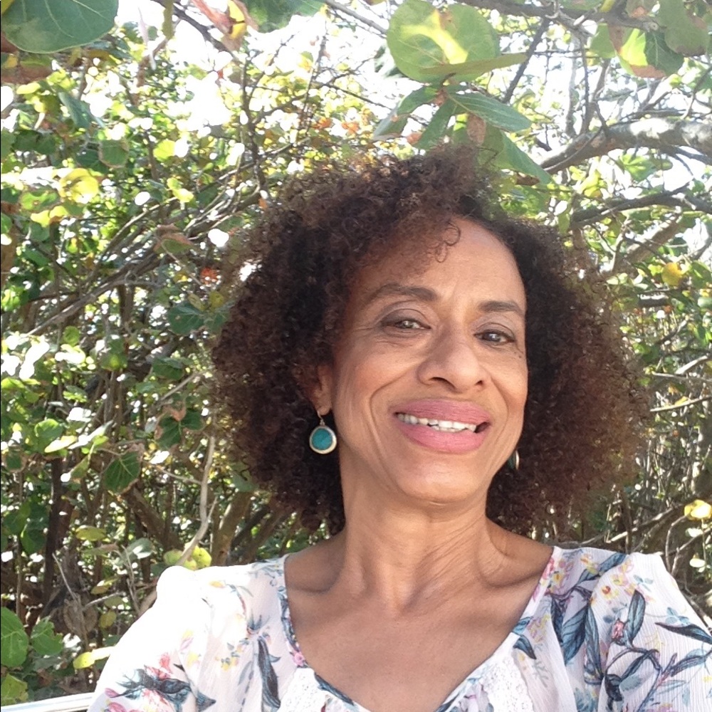 Meet your Posher, Betty. #onlylooksexpensive